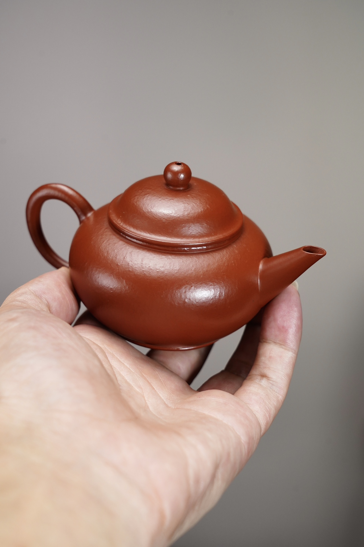 the "Horizonal", Yixing Purple Clay (Zisha) Teapot 140ml, Handmade Kung Fu Teapot