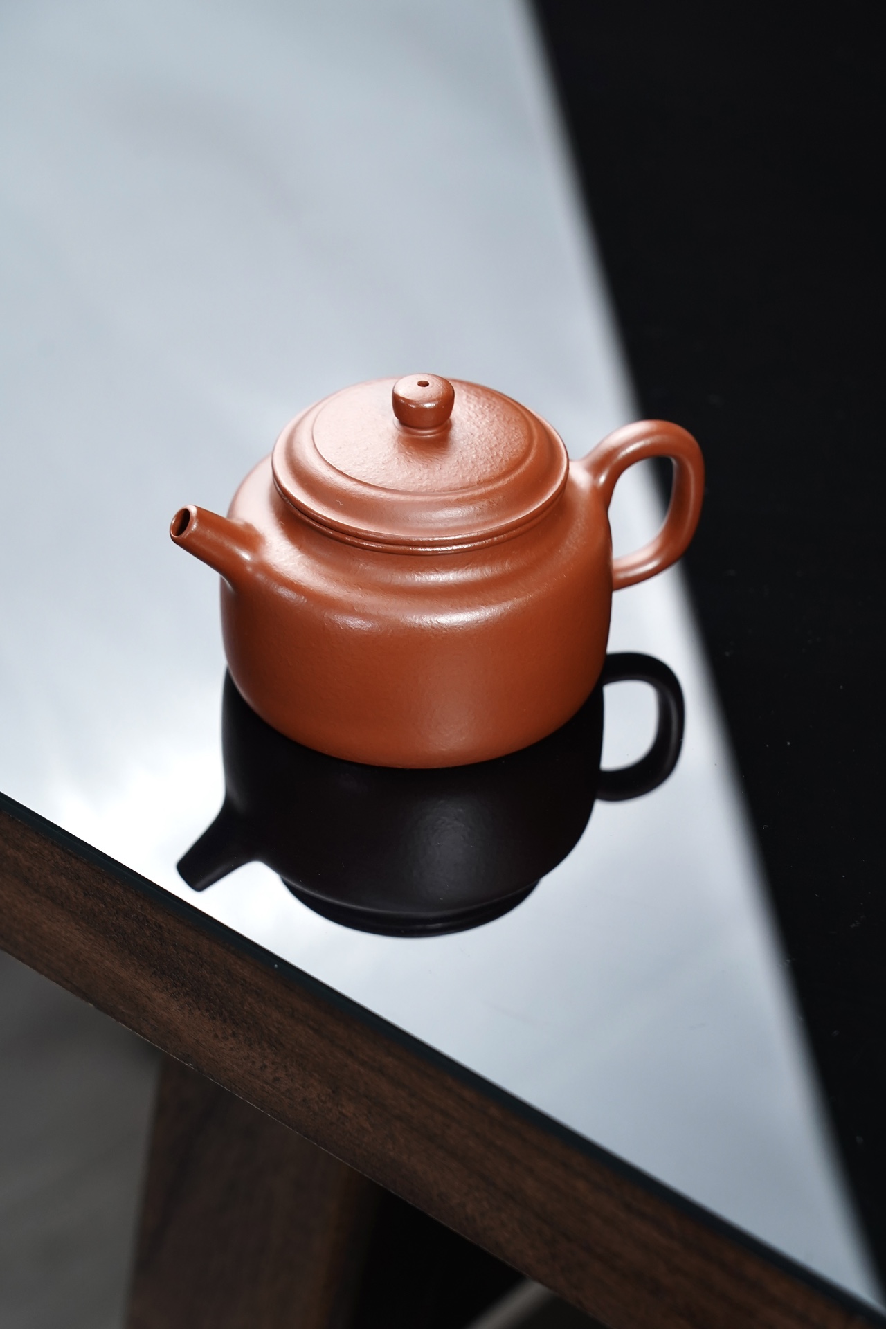 the "Clock of Virtue", Yixing Purple Clay (Zisha) Teapot, Handmade Kung Fu Teapot 200ml