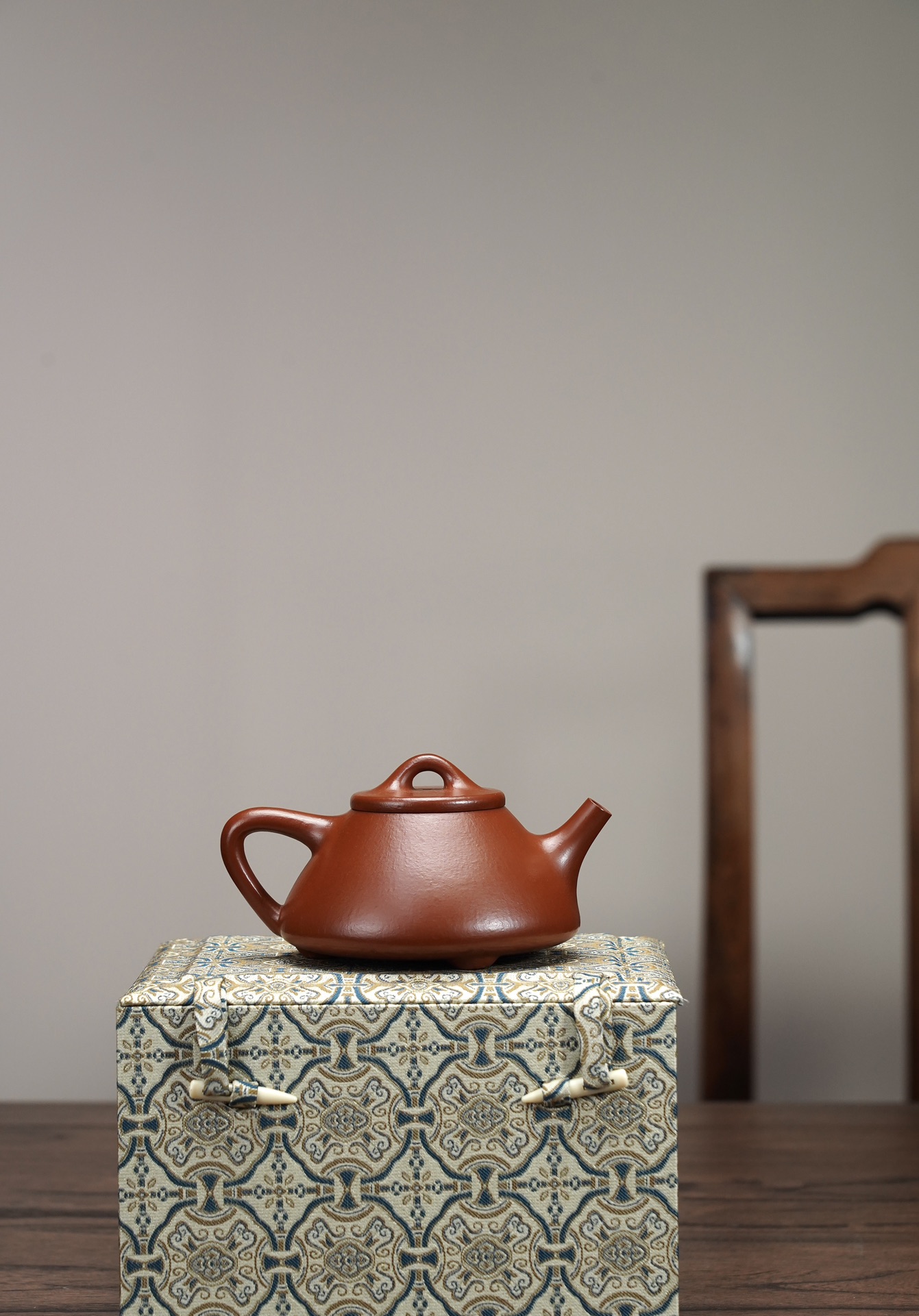 the "Stone Laddle", Yixing Purple Clay (Zisha) Teapot 250ml, Handmade Kung Fu Teapot