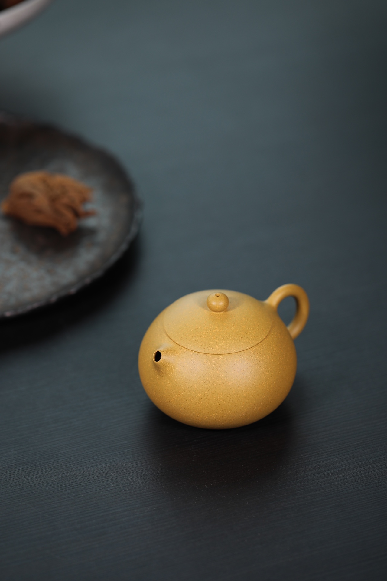 the "Golden Xishi", Yixing Purple Clay (Zisha) Teapot, Handmade Kung Fu Teapot 160ml