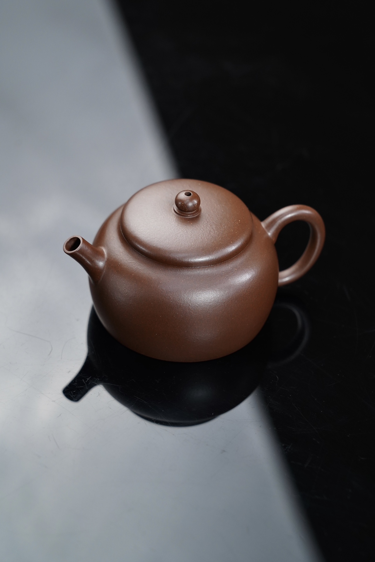  the "Zhuo Gu", Yixing Purple Clay (Zisha) Teapot, Handmade Kungfu Teapot 120ml