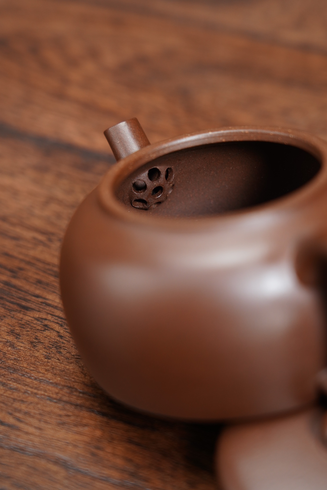  the "Zhuo Gu", Yixing Purple Clay (Zisha) Teapot, Handmade Kungfu Teapot 120ml