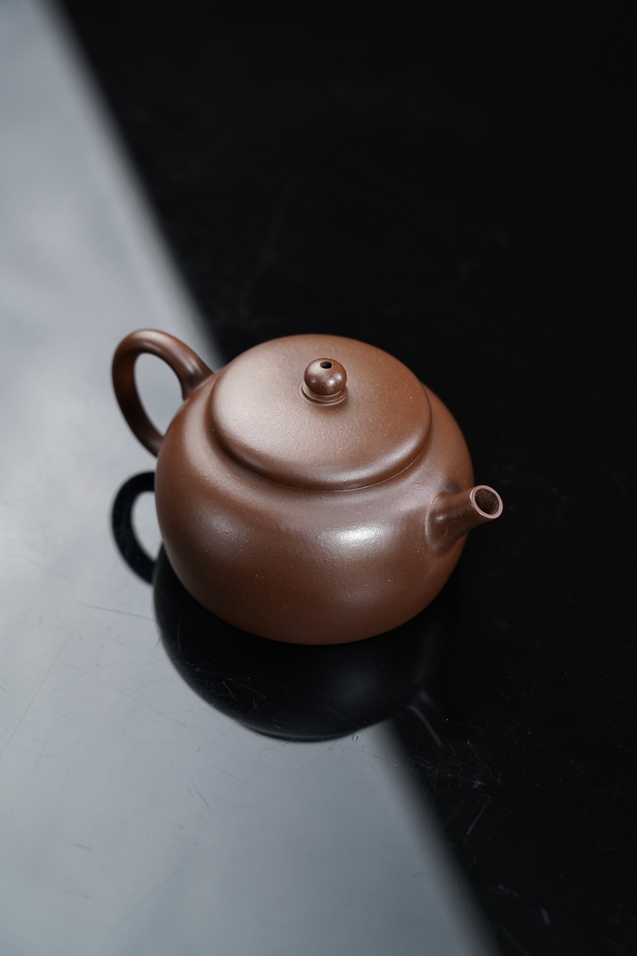  the "Zhuo Gu", Yixing Purple Clay (Zisha) Teapot, Handmade Kungfu Teapot 120ml