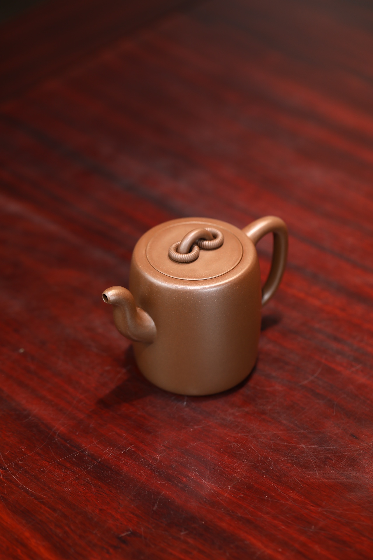 the "Dual Circle", Yixing Purple Clay (Zisha) Teapot 200ml, Handmade Kung Fu Teapot
