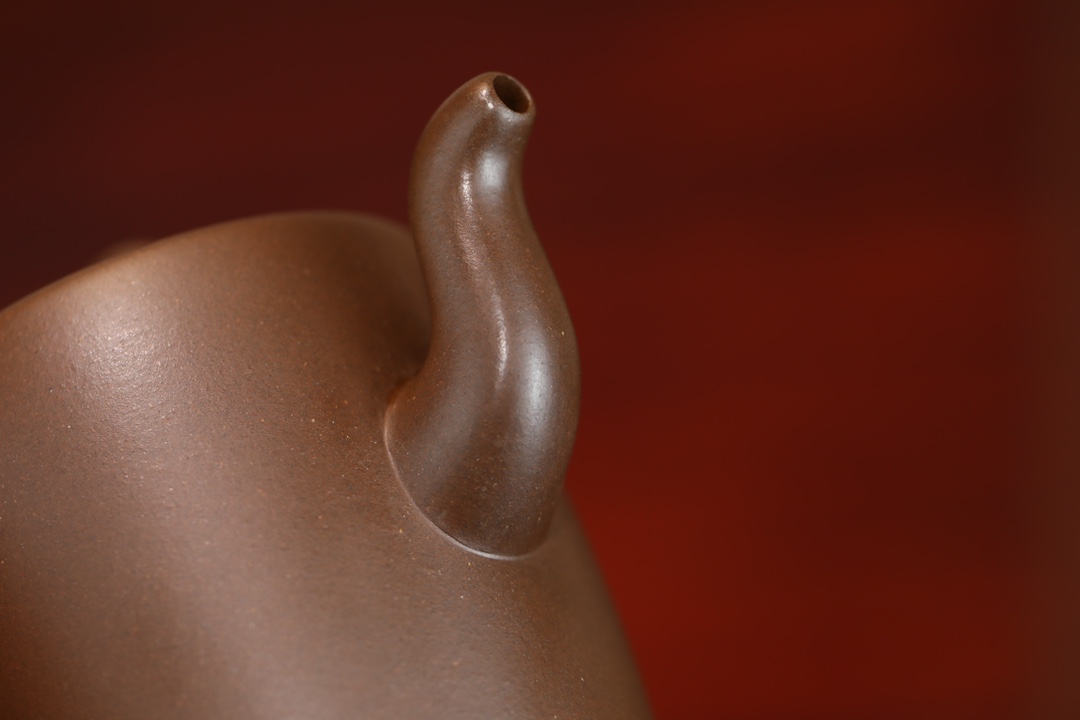 the "Dual Circle", Yixing Purple Clay (Zisha) Teapot 200ml, Handmade Kung Fu Teapot