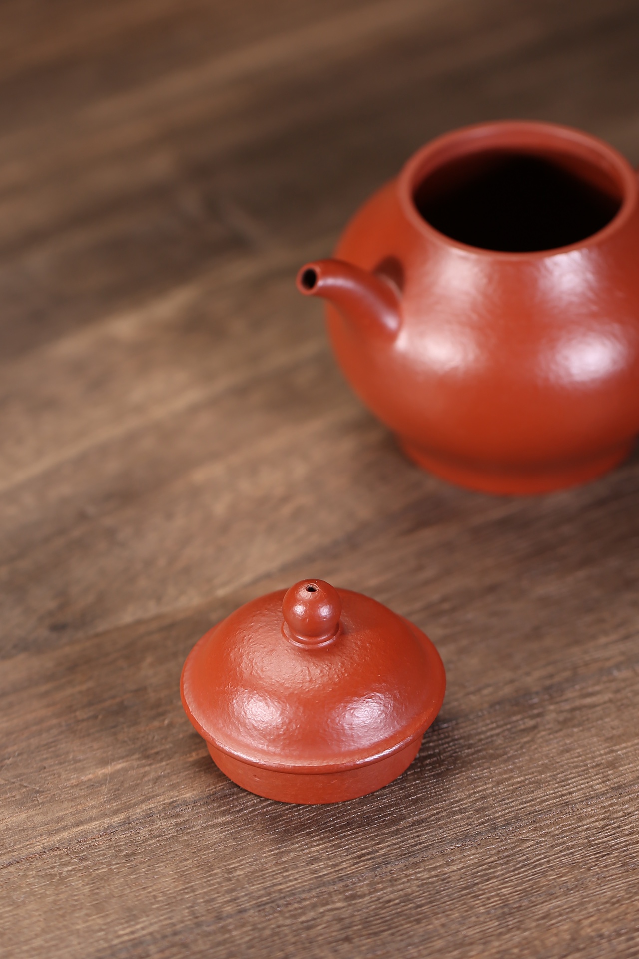 the "Olive", Yixing Purple Clay (Zisha) Teapot, Handmade Gongfu Tea 120ml