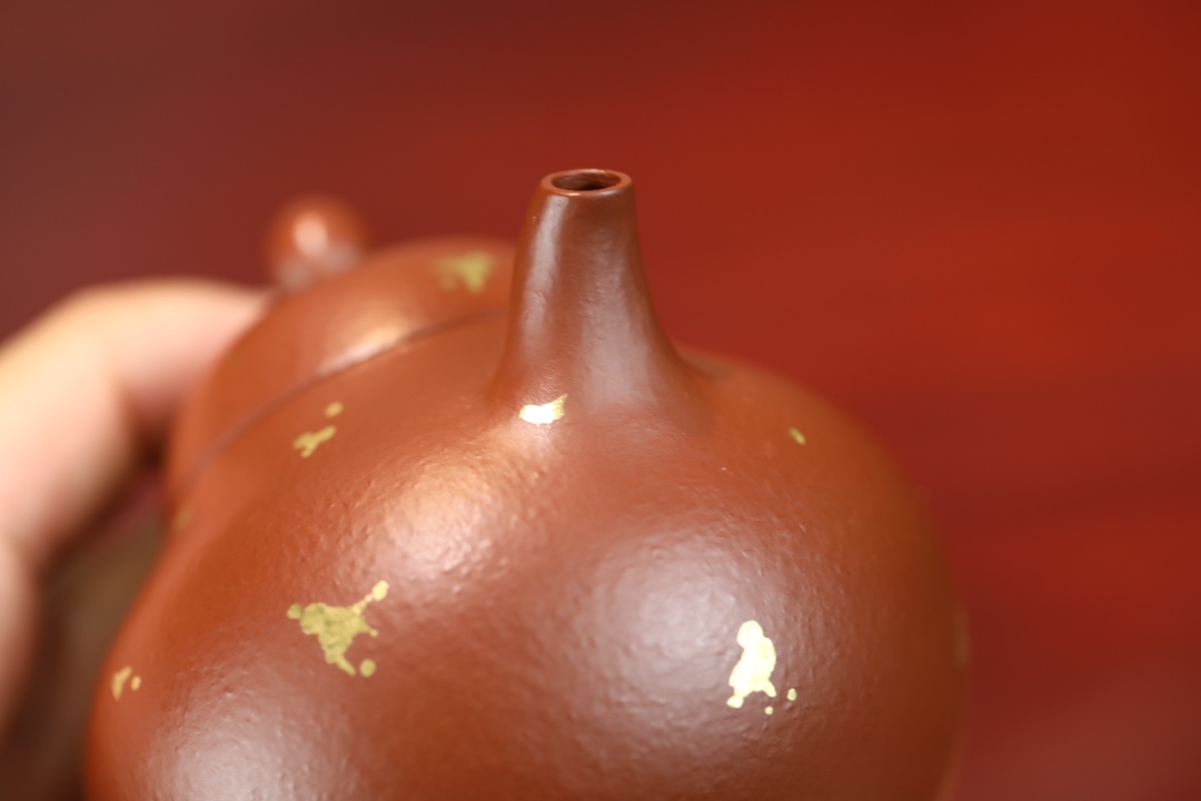 the "Tangli in Golden", Yixing Purple Clay (Zisha) Teapot, Handmade Kung Fu Teapot 120ml