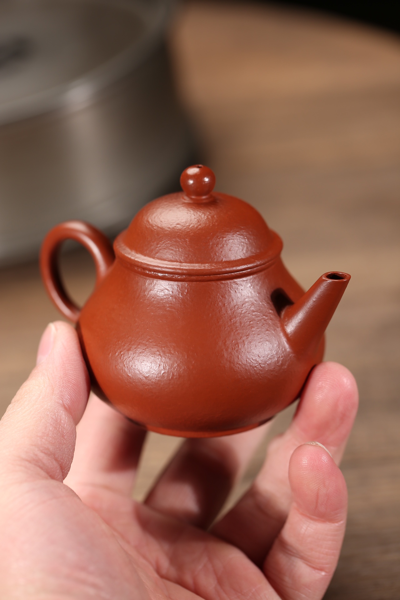 the "Horizontal Guava", Yixing Purple Clay (Zisha) Teapot, Handmade Gongfu Tea 130ml