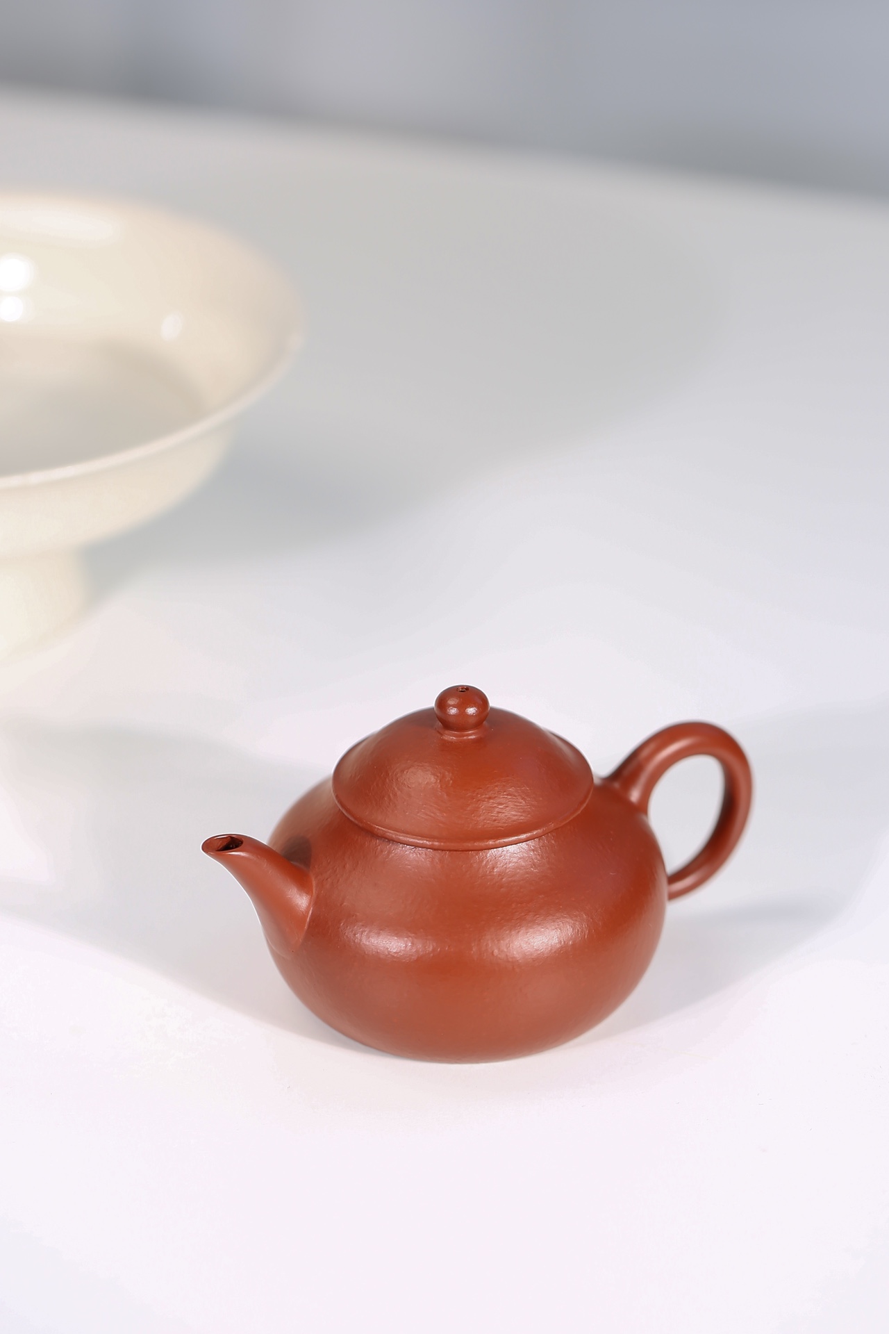 the "Conical Hat", Yixing Purple Clay (Zisha) Teapot, Handmade Gongfu Tea 130ml