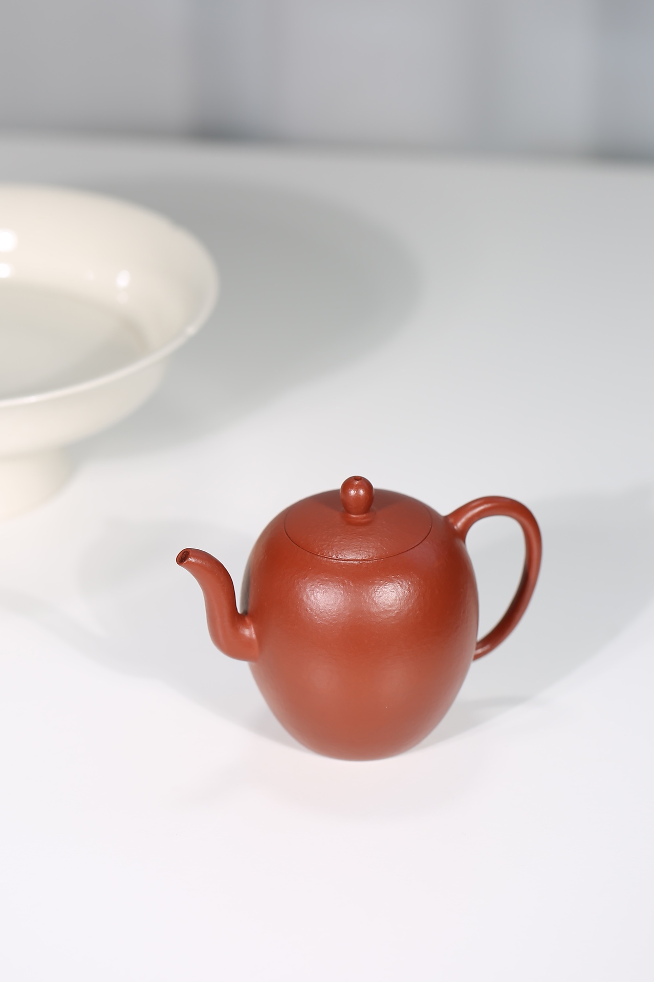 the "Beauty Shoulders", Yixing Purple Clay (Zisha) Teapot, Handmade Kung Fu Teapot 150ml