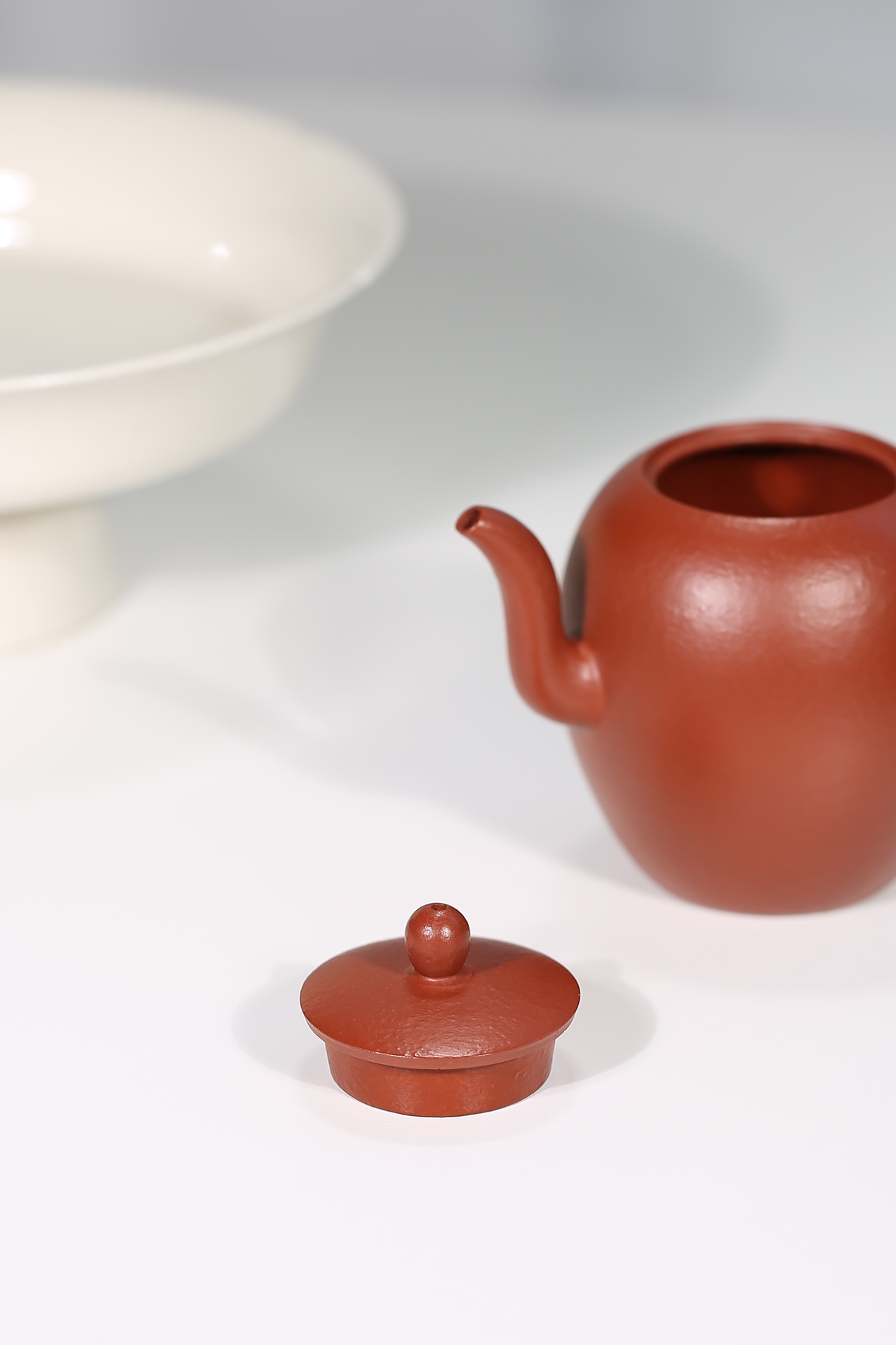 the "Beauty Shoulders", Yixing Purple Clay (Zisha) Teapot, Handmade Kung Fu Teapot 150ml