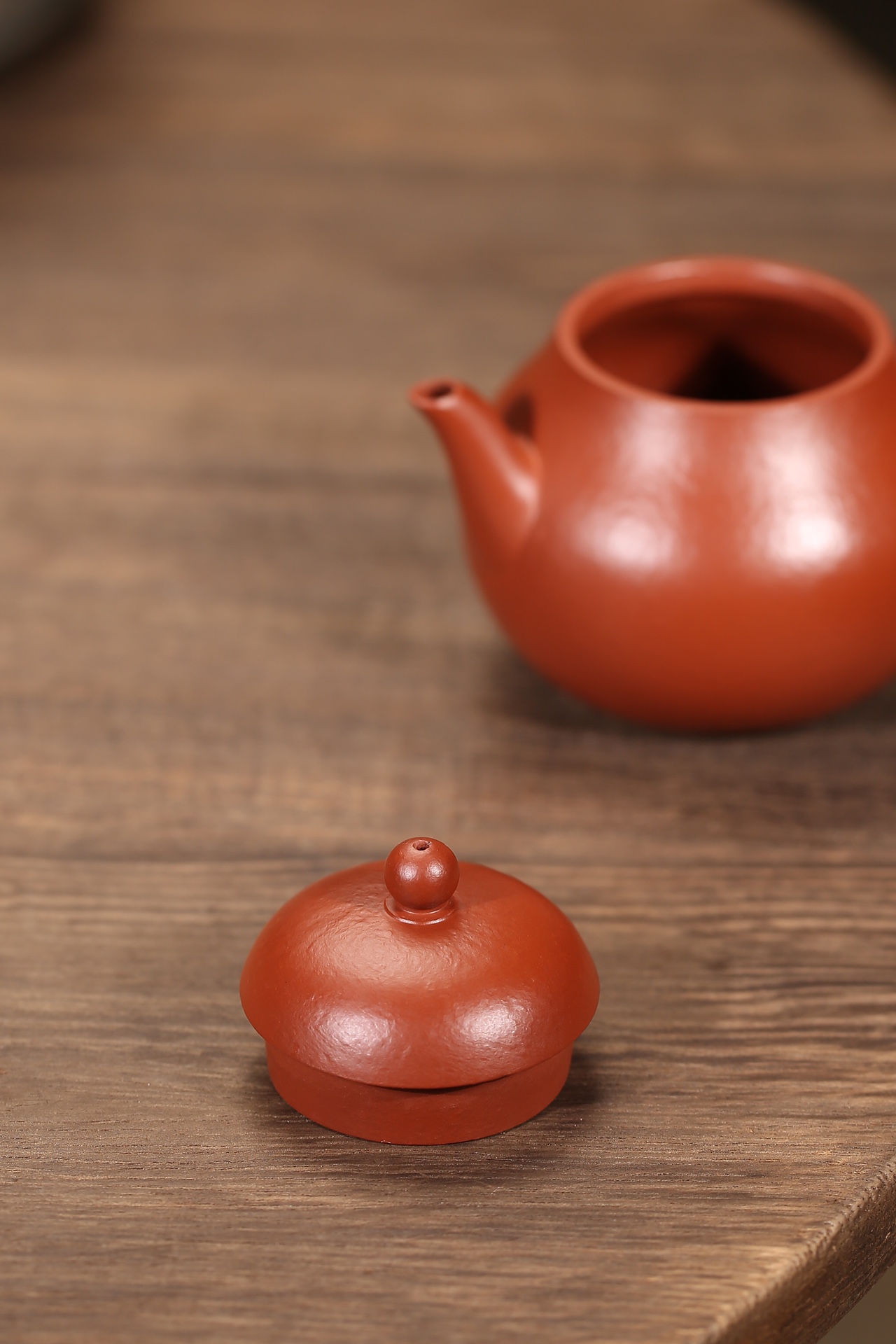 the "Slim Pear", Yixing Purple Clay (Zisha) Teapot, Handmade Gongfu Tea 100ml