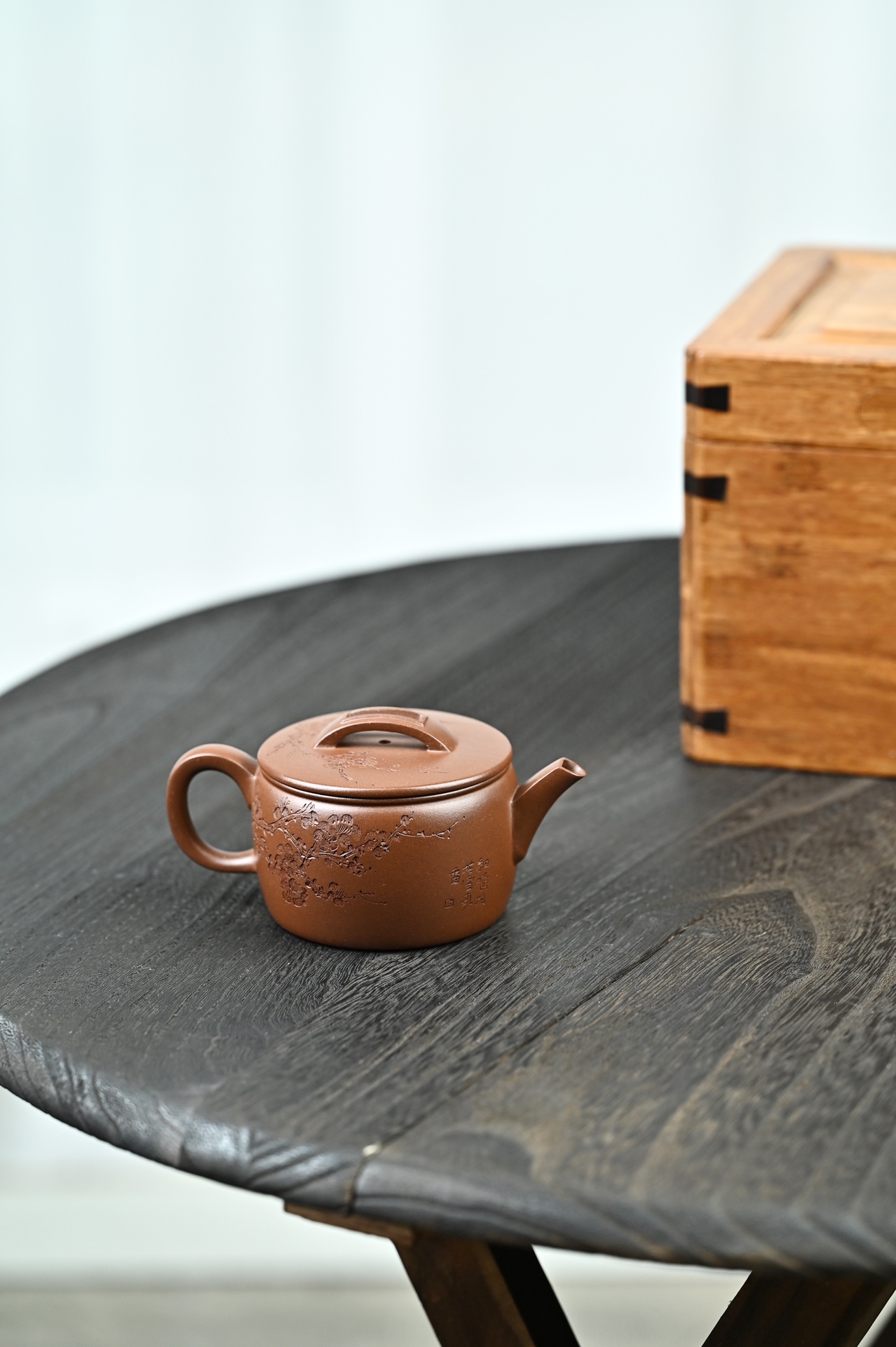 the "Han Wa", Yixing Purple Clay (Zisha) Teapot, Handmade Gongfu Teapot 180ml