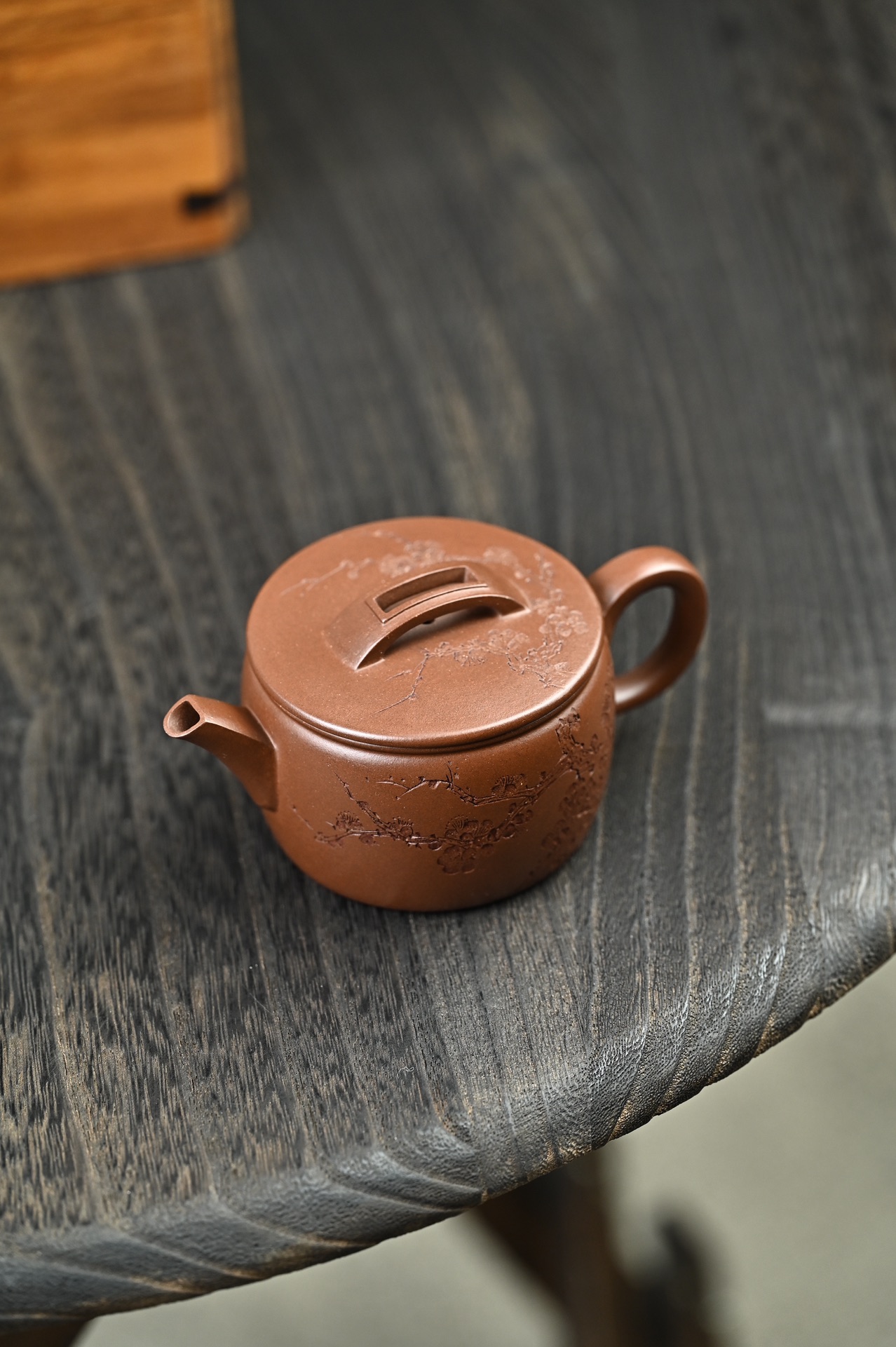 the "Han Wa", Yixing Purple Clay (Zisha) Teapot, Handmade Gongfu Teapot 180ml