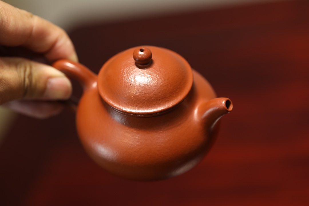 the "Panny", Yixing Purple Clay (Zisha) Teapot, Handmade Gongfu Tea 130ml