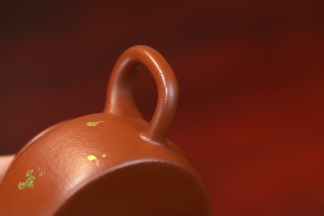the "Clock of Virtue in Golden", Yixing Purple Clay (Zisha) Teapot, Handmade Kung Fu Teapot 120ml