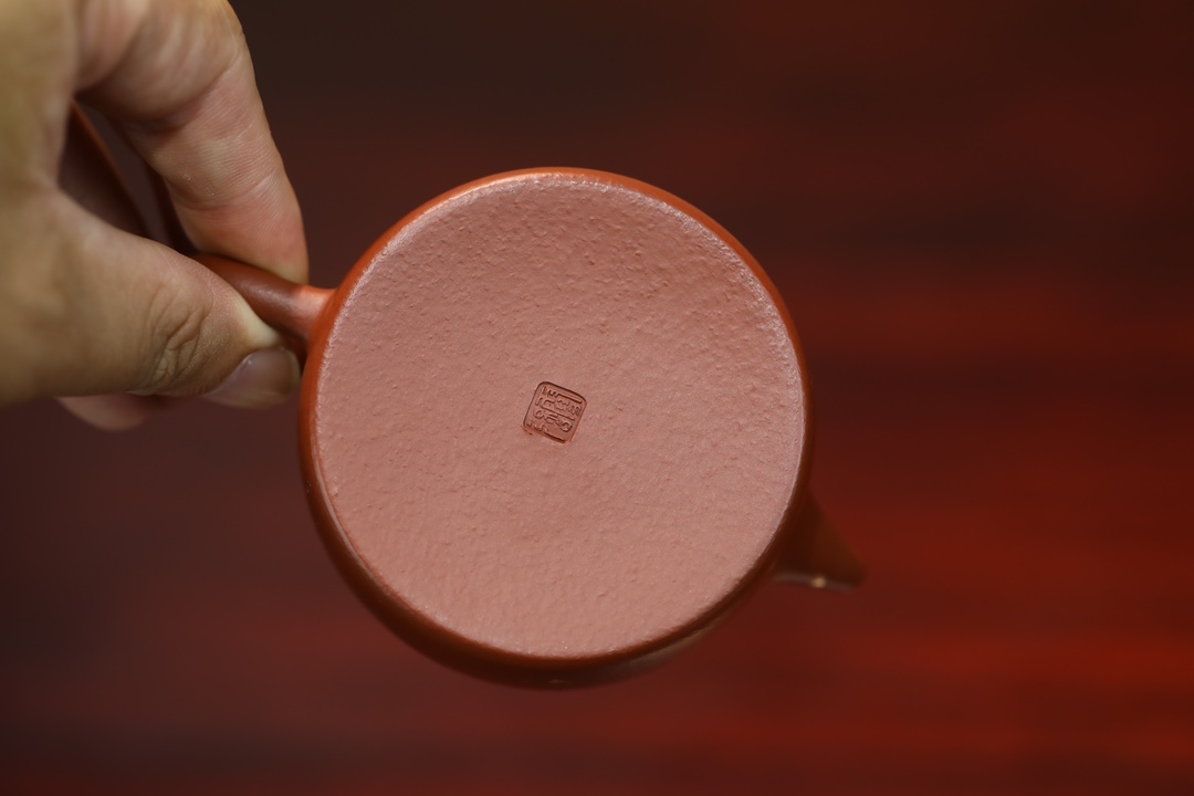 the "Clock of Virtue in Golden", Yixing Purple Clay (Zisha) Teapot, Handmade Kung Fu Teapot 120ml