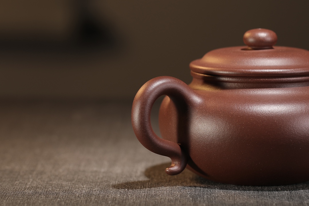the "Drum", Yixing Purple Clay (Zisha) Teapot 220ml