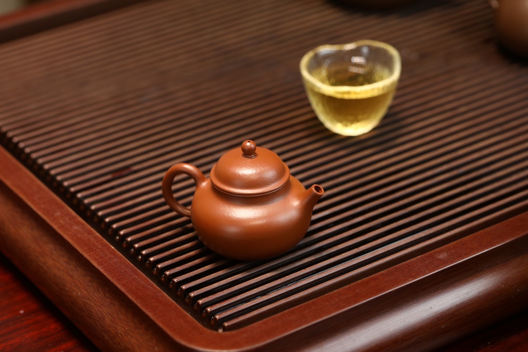 the "Sky", Yixing Purple Clay (Zisha) Teapot, Handmade Kung Fu Teapot 100ml