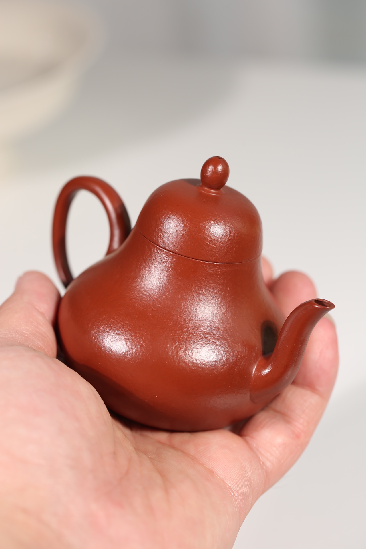 the "Sting", Yixing Purple Clay (Zisha) Teapot, Handmade Kung Fu Teapot 130ml