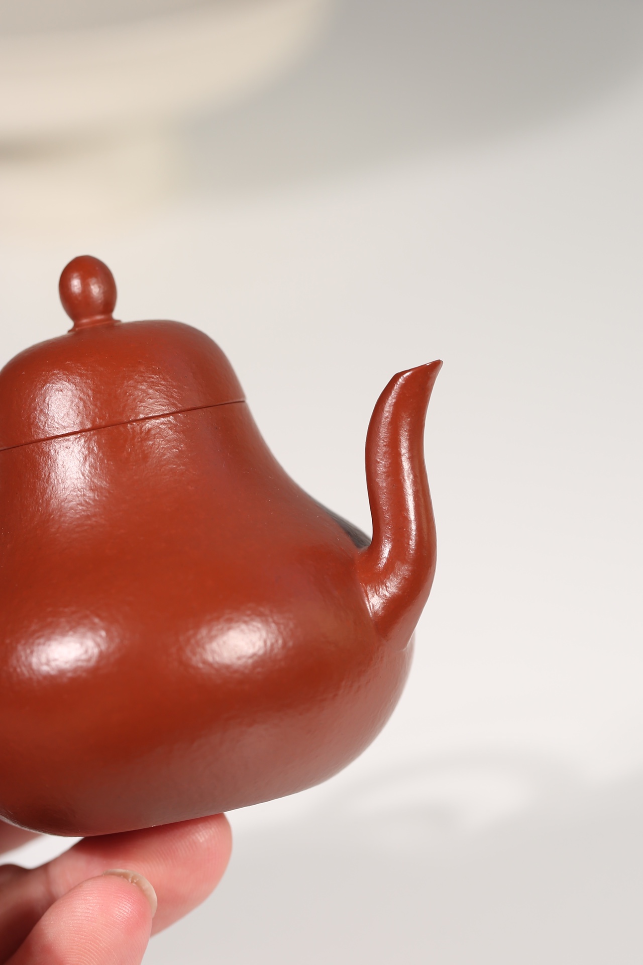 the "Sting", Yixing Purple Clay (Zisha) Teapot, Handmade Kung Fu Teapot 130ml