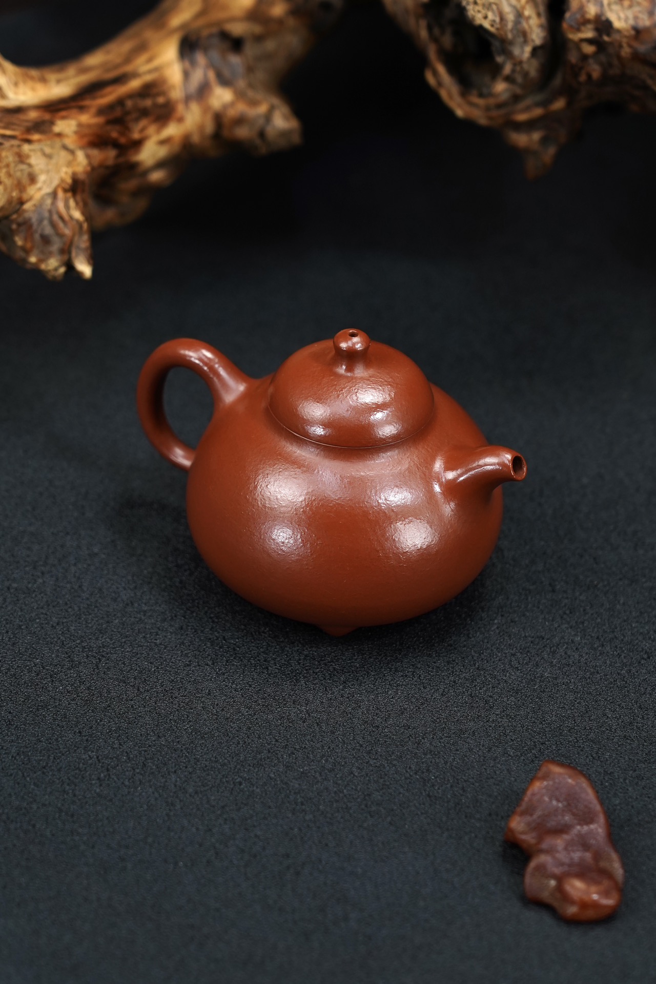 the "Ru Ding", Yixing Purple Clay (Zisha) Teapot, Handmade Kung Fu Teapot 160ml