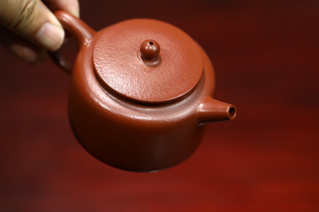 the "Flat Lotus Seed", Yixing Purple Clay (Zisha) Teapot, Handmade Kung Fu Teapot 140ml