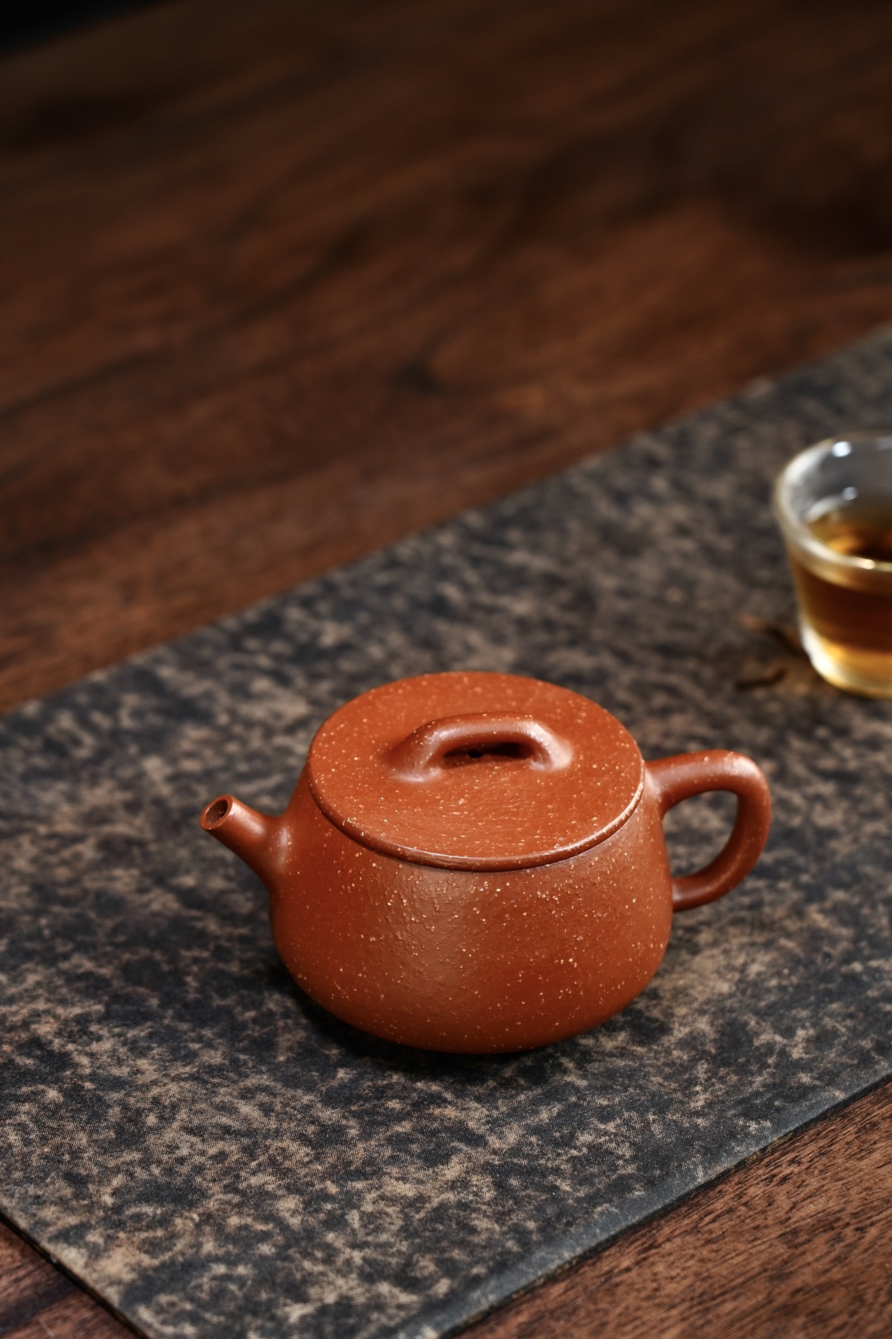 the "Wide Stone Laddle", Yixing Purple Clay (Zisha) Teapot, Handmade Kungfu Tea Stoneware Teapot 200ml