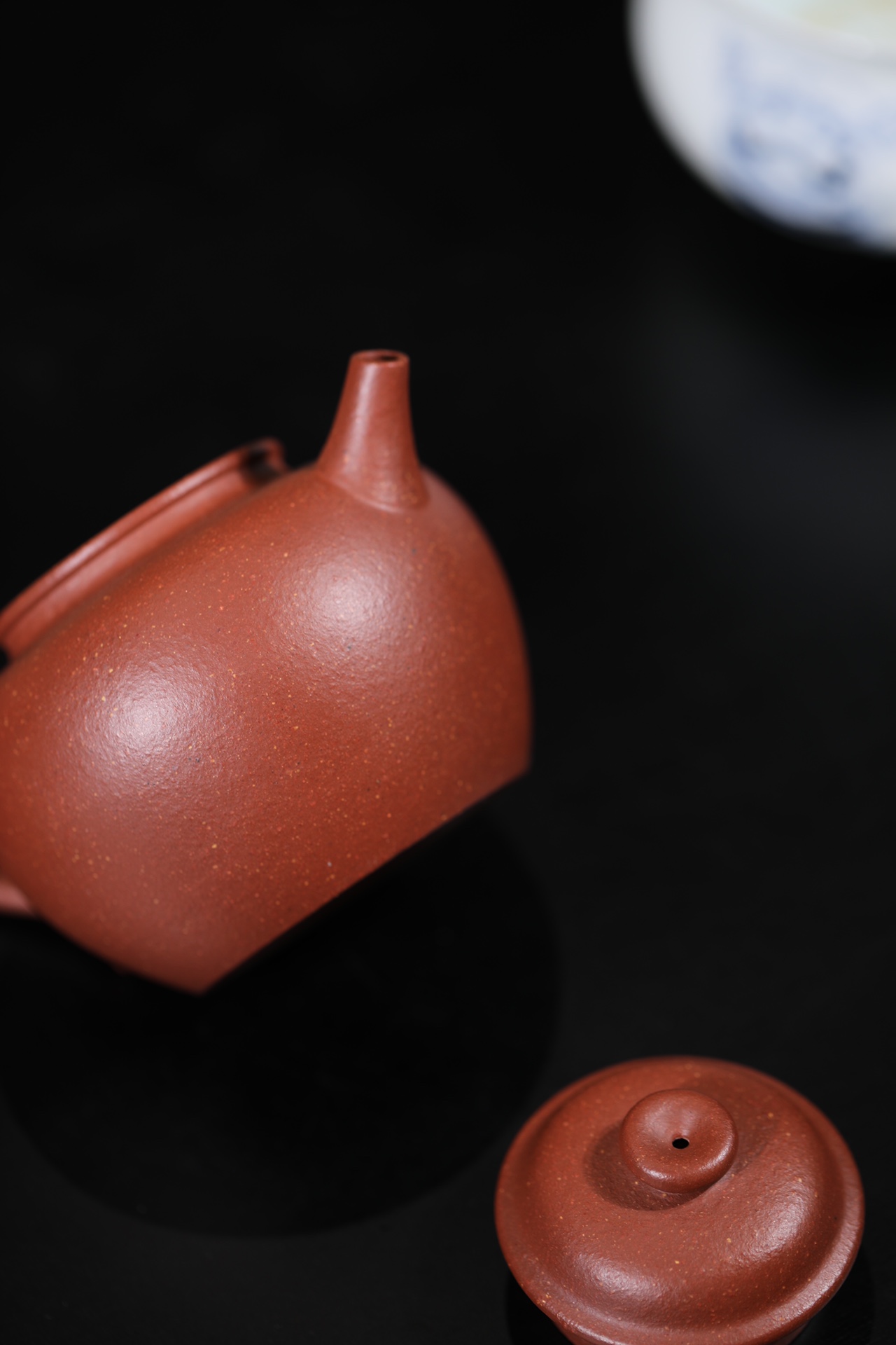 the "Quan Niu", Yixing Purple Clay (Zisha) Teapot 250ml