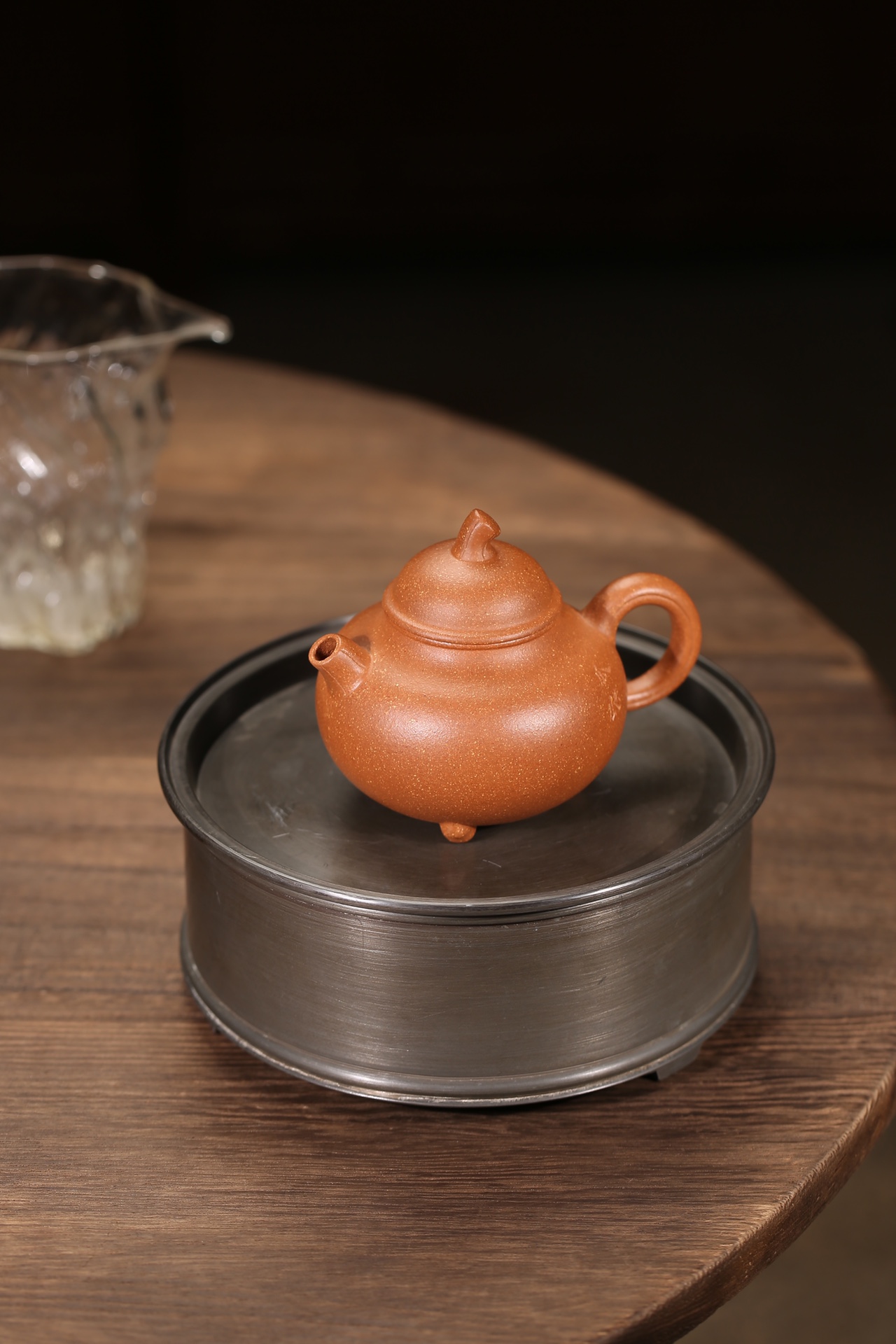 the "Gua Die", Yixing Purple Clay (Zisha) Teapot 160ml
