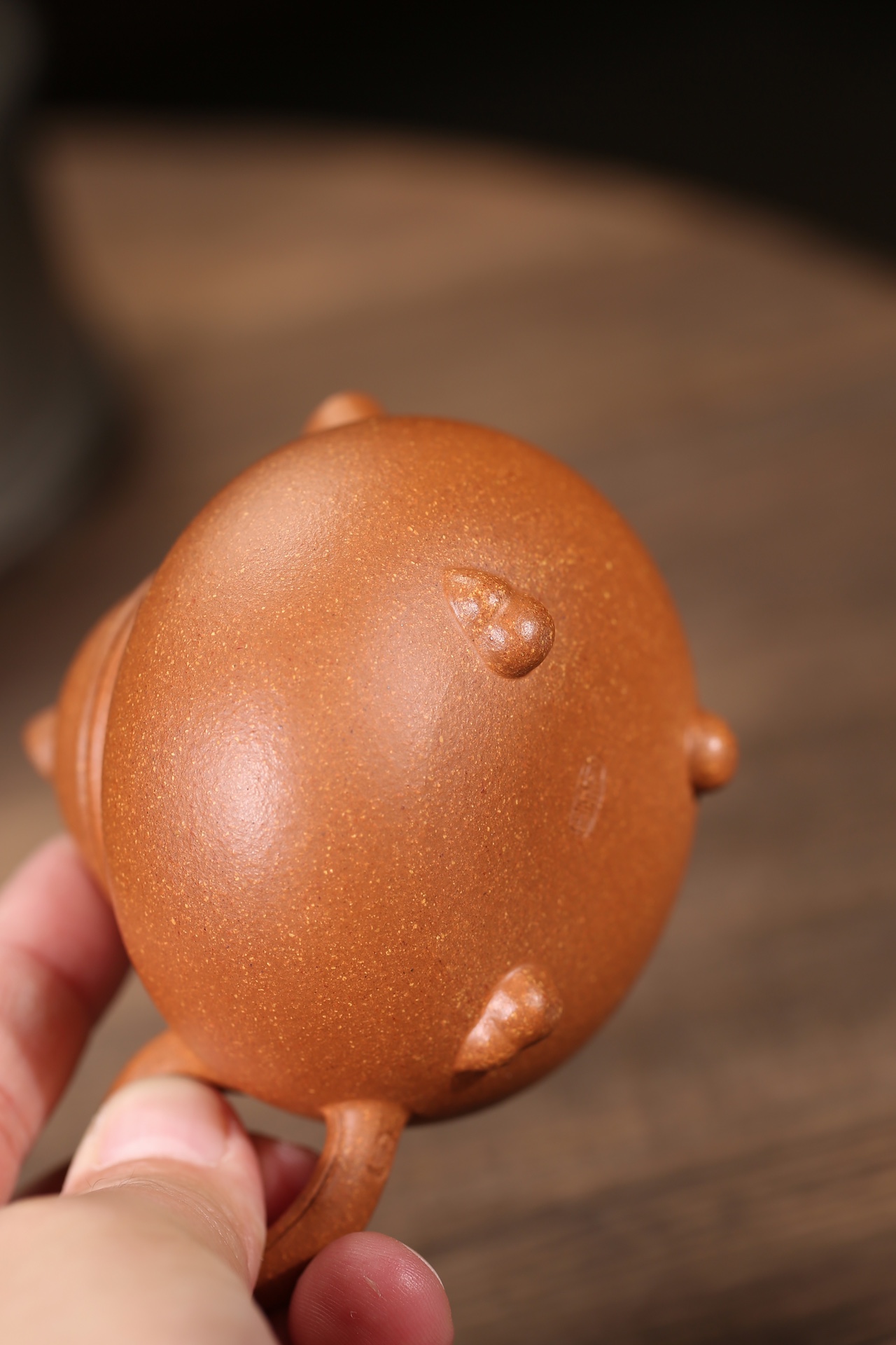 the "Gua Die", Yixing Purple Clay (Zisha) Teapot 160ml