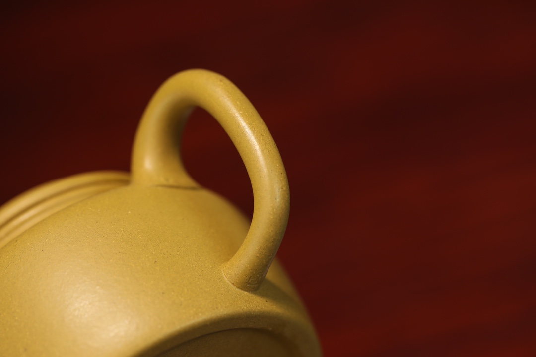 the "Clock of Virtue", Yixing Purple Clay (Zisha) Teapot 200ml