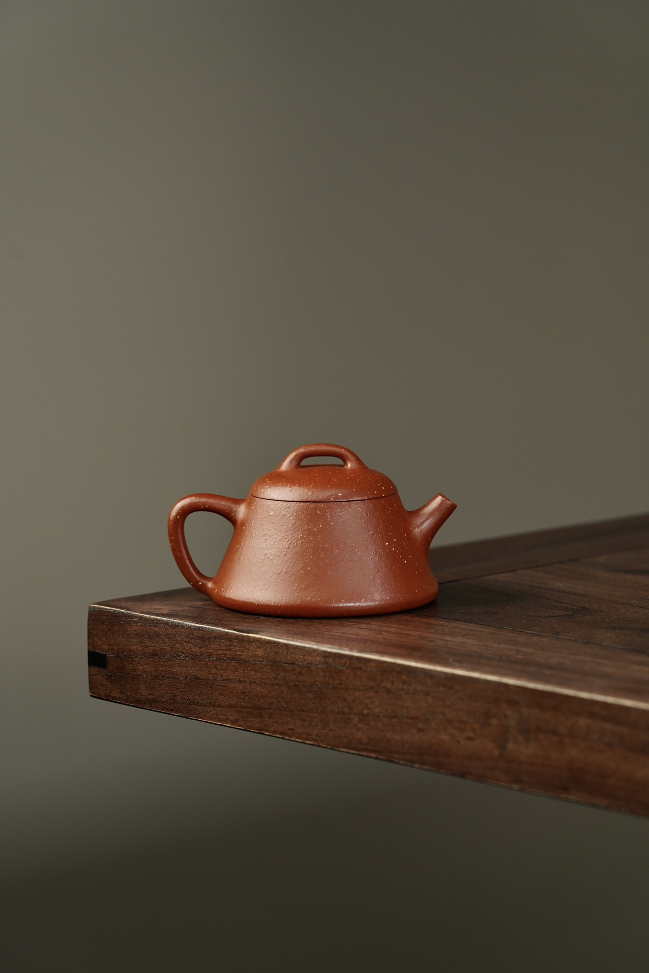 the "Qin Quan", Yixing Purple Clay (Zisha) Teapot 180ml