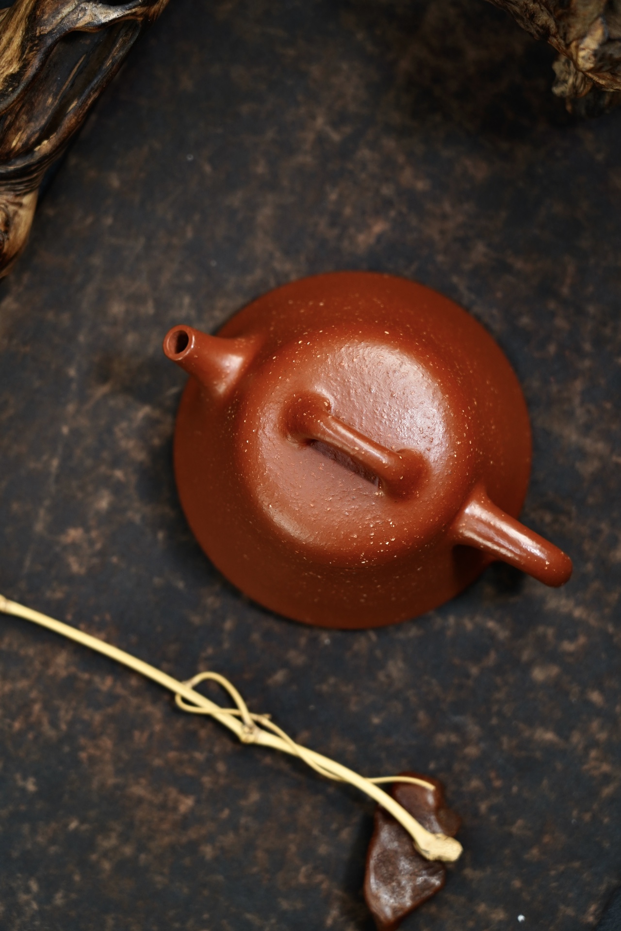 the "Qin Quan", Yixing Purple Clay (Zisha) Teapot 180ml