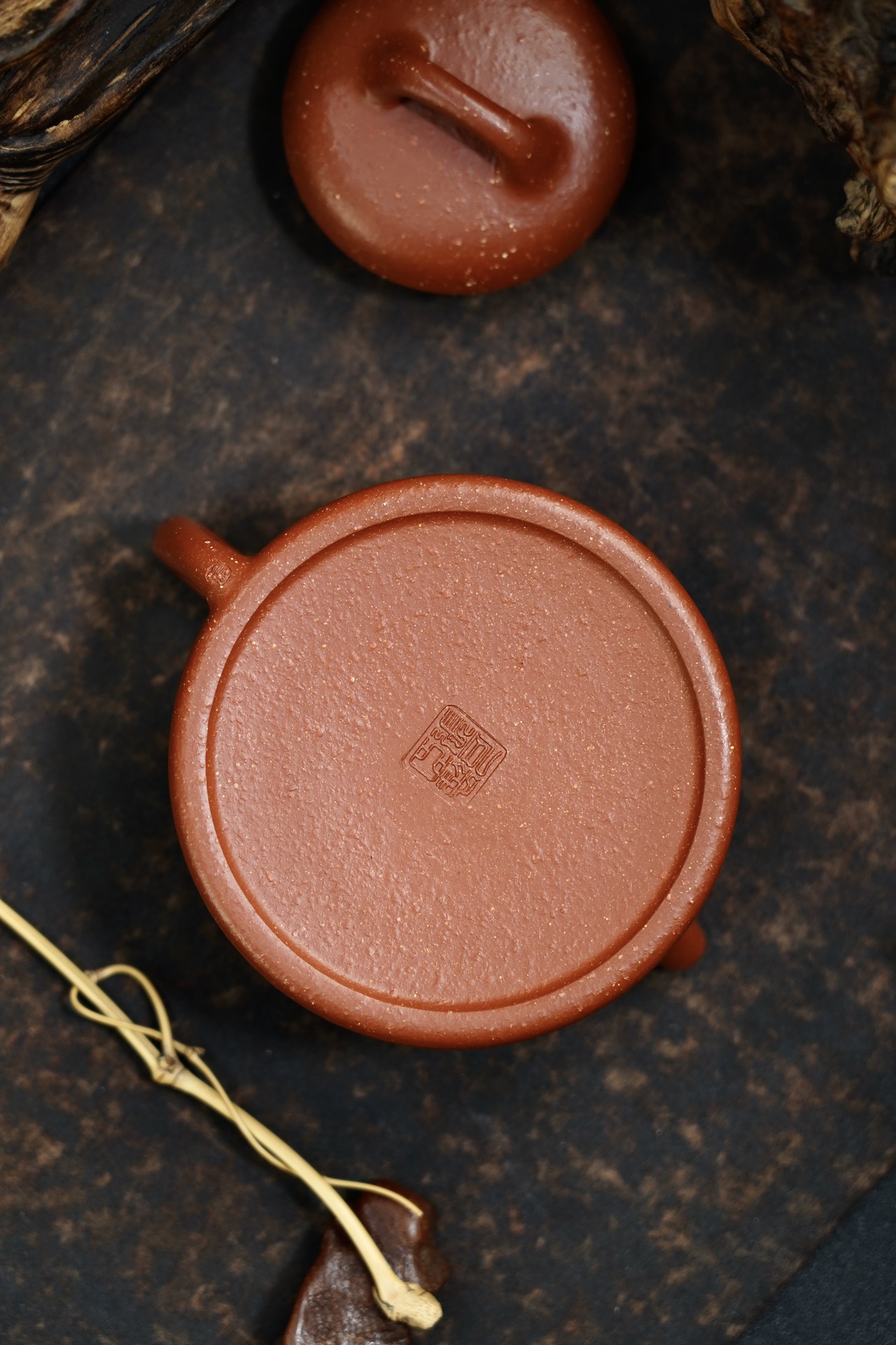 the "Qin Quan", Yixing Purple Clay (Zisha) Teapot 180ml