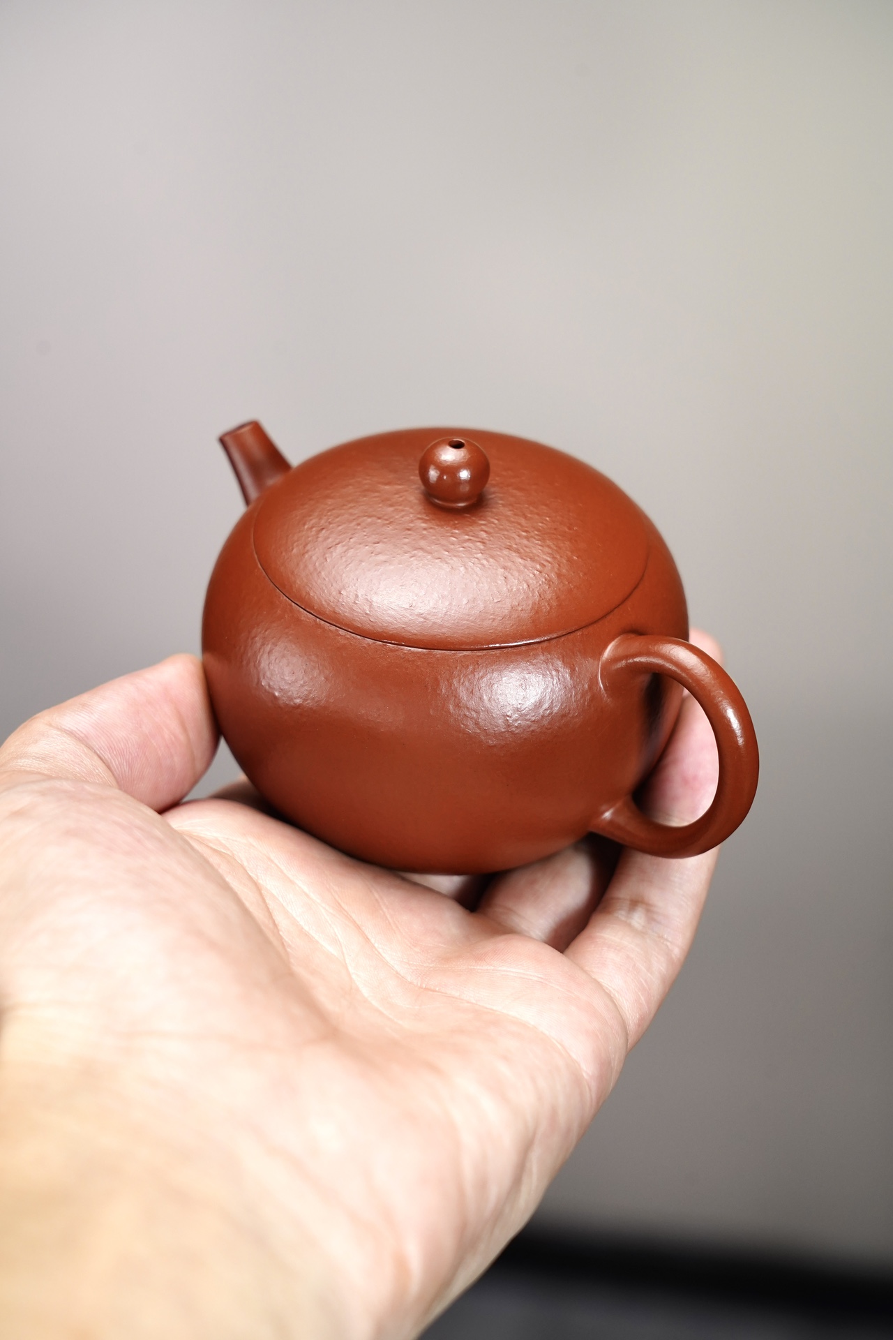 the "Julun Zhu", Yixing Purple Clay (Zisha) Teapot 150ml