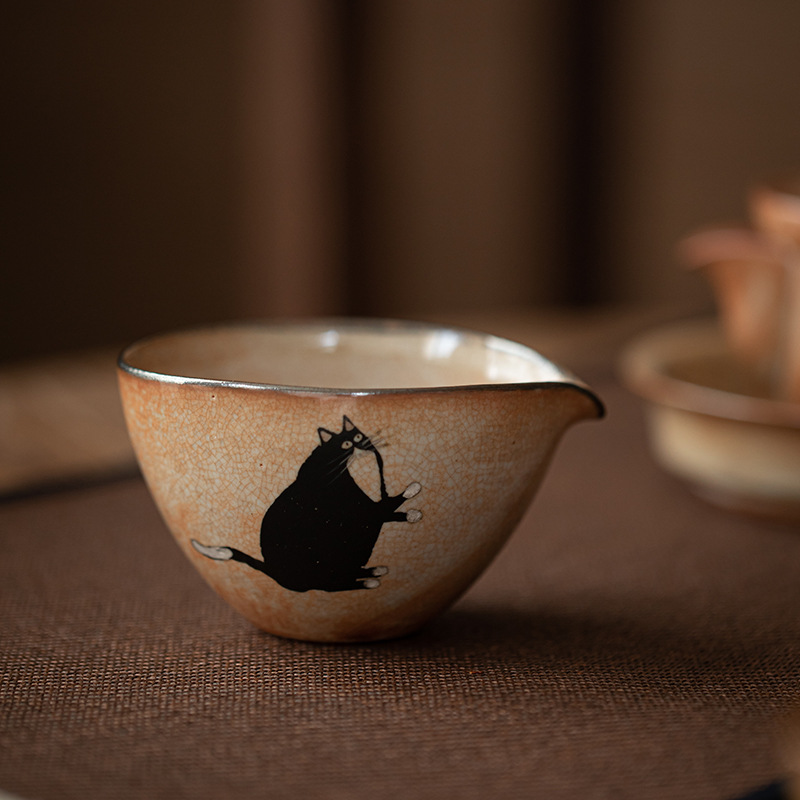 Japanese Shino Ware Style Black Cat Pitcher 160ml