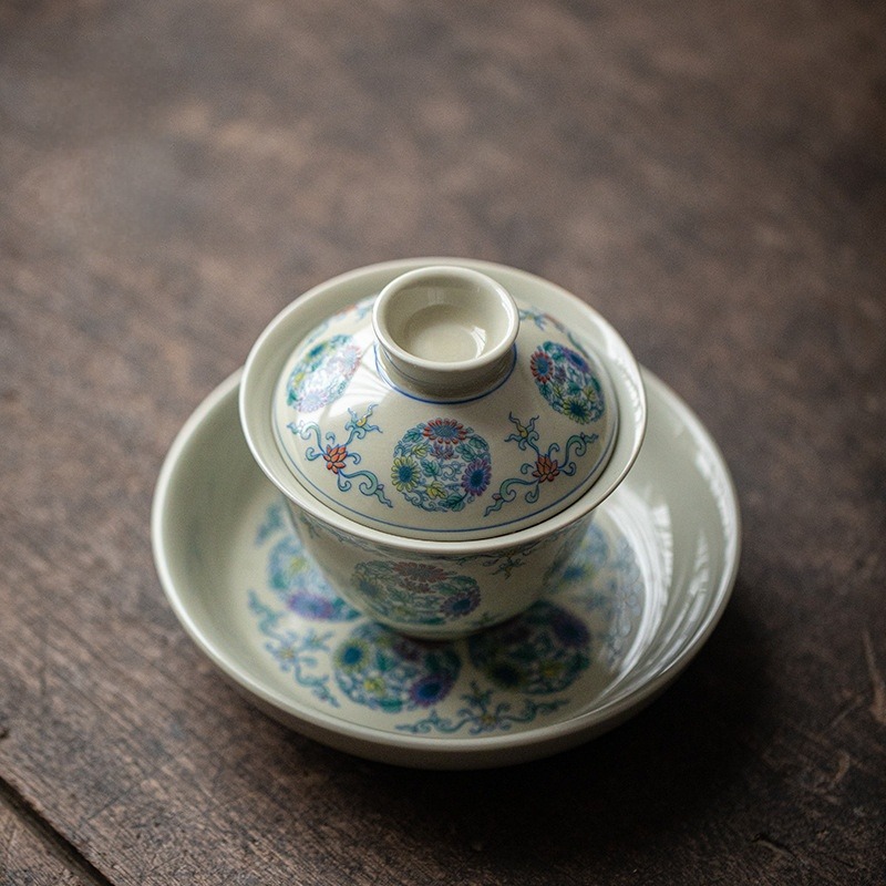 Traditional Blue Lotus Gaiwan with Saucer 150ml