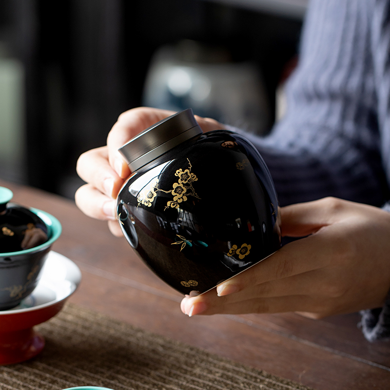 Black Porcelain Tea Canister with Glod Flower Pattern 300ml