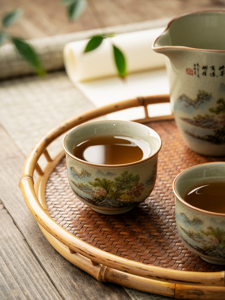 Spring Landscape Kungfu Tea Cup 65ml, 2 Styles Optional