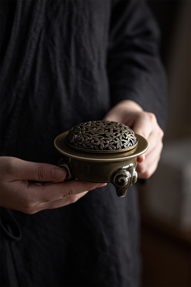 Mise Celadon Incense Burner with Copper Cover