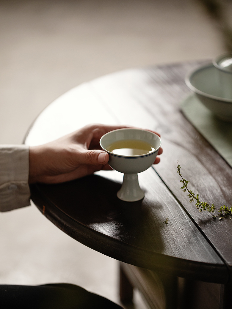 Dual-pinstripe Porcelain Tea Cup 70ml