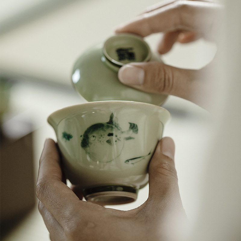 Funny Balloonfish Gaiwan, Porcelain Kungfu Tea Set 120ml
