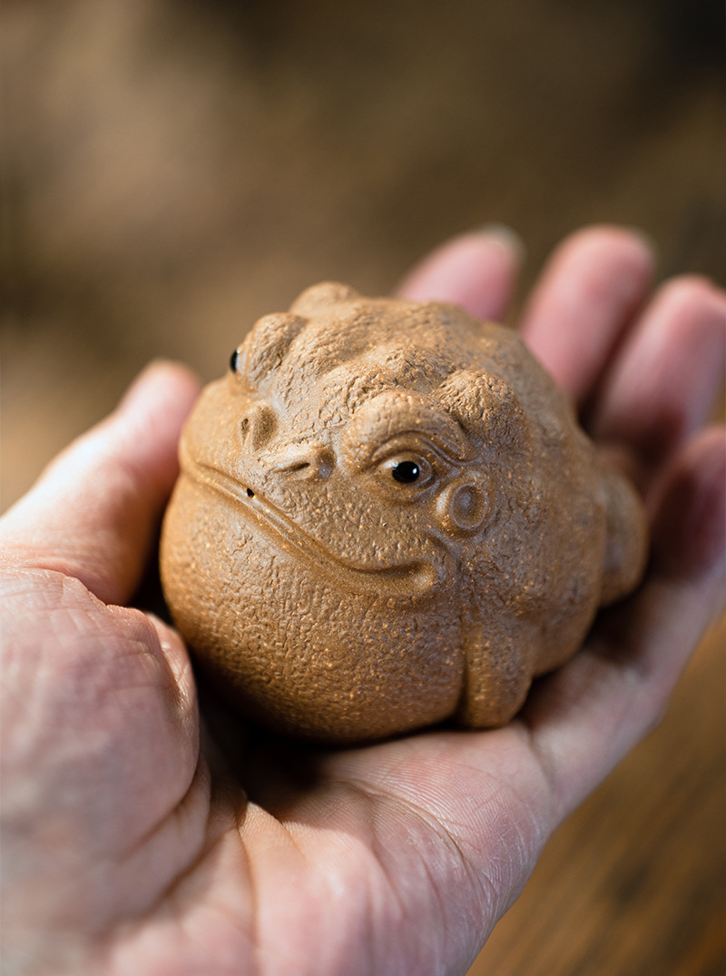 Cute Toad Figurine, Handmade Ceramic Tea Pet, Made of Yixing Zisha Clay