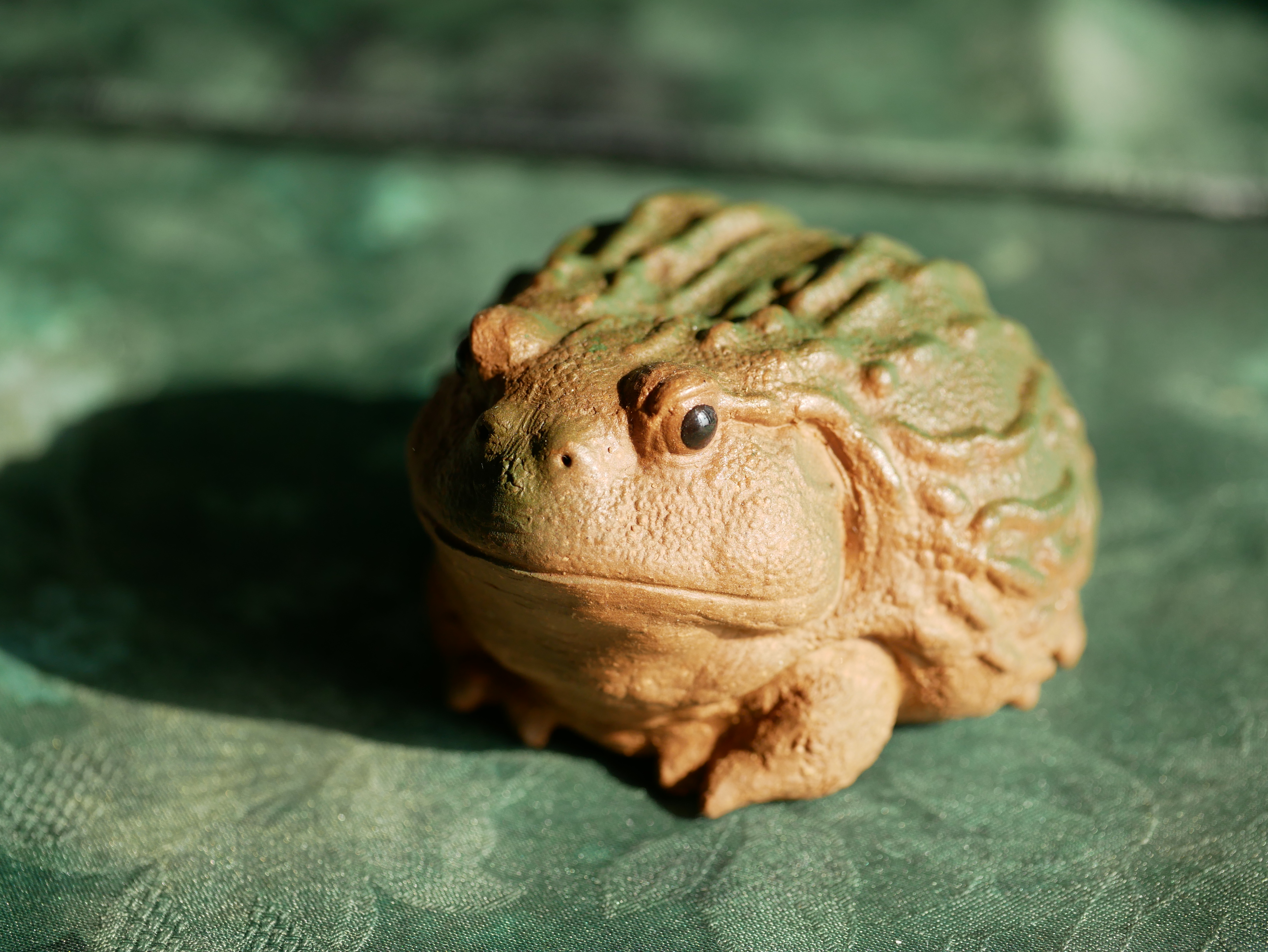 Ceramic Toad Figurine, Handmade Tea Pet, Made of Yixing Zisha Clay
