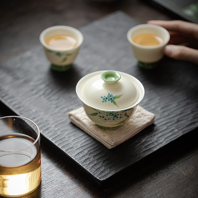 Set of Hortensia Gaiwan and Cups