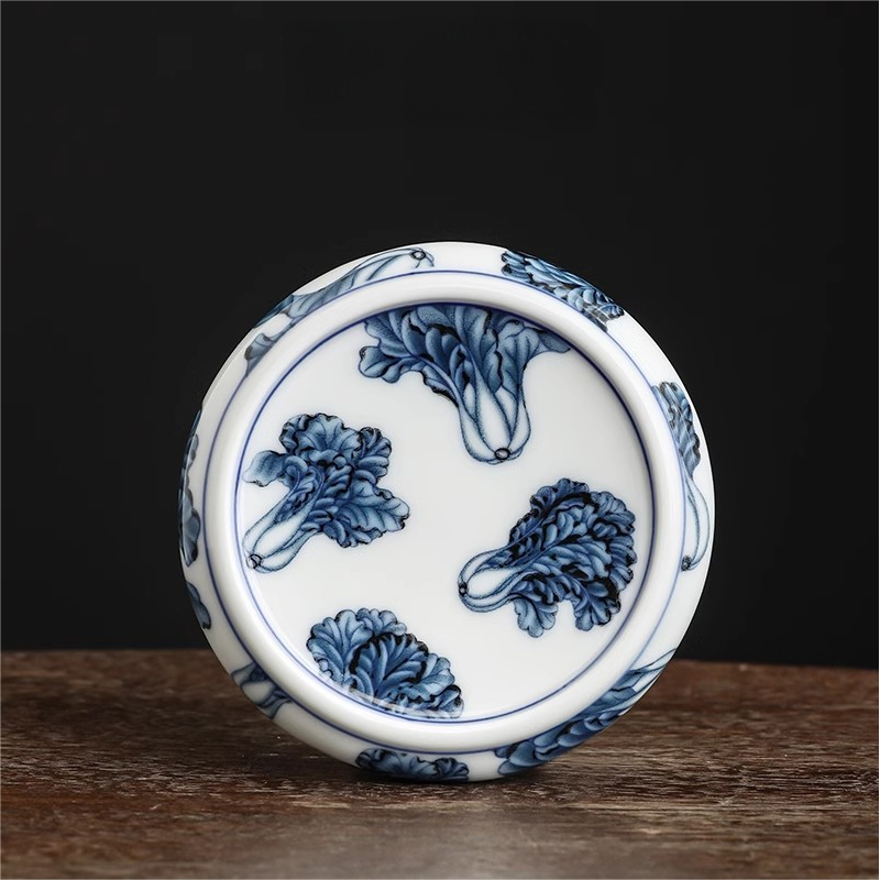 Collection of Classic Pattern Lid Holders