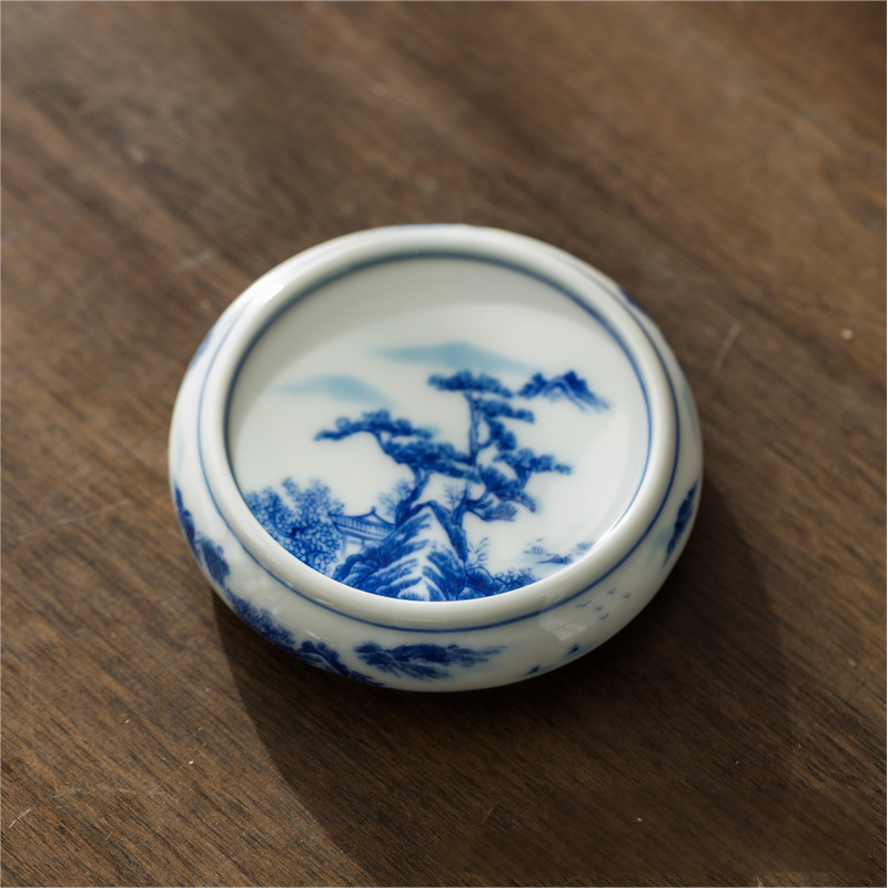 Collection of Classic Pattern Lid Holders