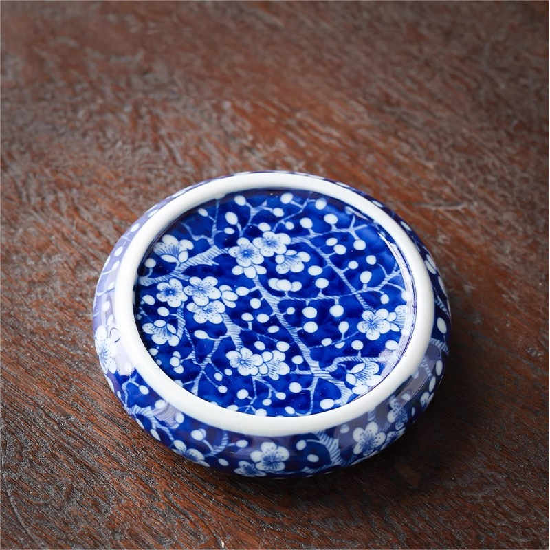 Collection of Classic Pattern Lid Holders