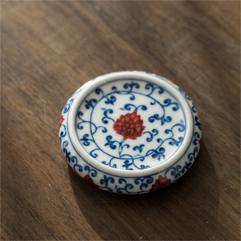 Collection of Classic Pattern Lid Holders